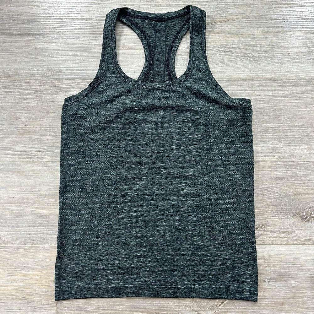 Lululemon Size 8 Swiftly Tech Racerback Dark Green Space Dye Waist Length‎ Tank